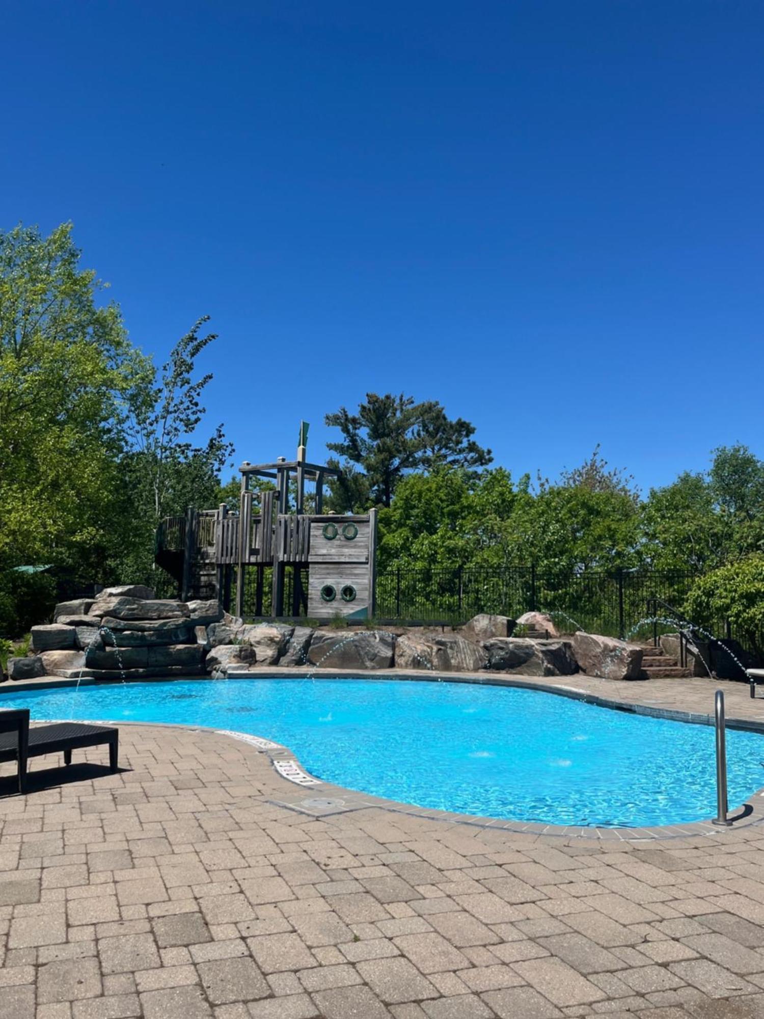 Muskoka Bay Resort Gravenhurst Buitenkant foto